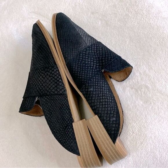 FREE PEOPLE AT EASE MULES - Picture 3 of 9